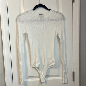 White Ribbed long sleeved Bodysuit